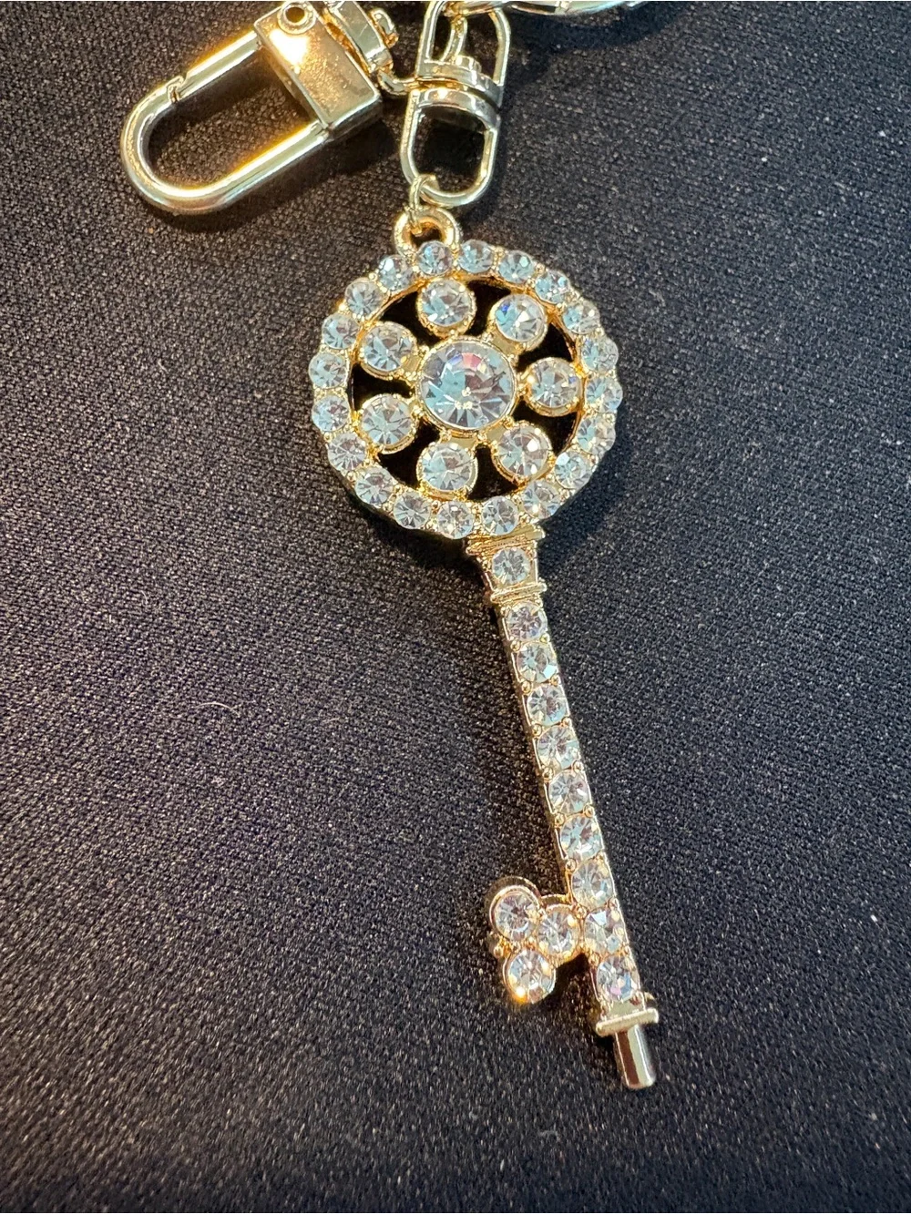 Gold Crystal Key Charm Keychain - Picture 2 of 2